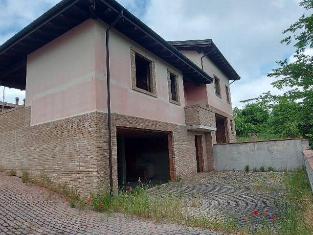 Villetta a schiera in vendita a Serramazzoni MO