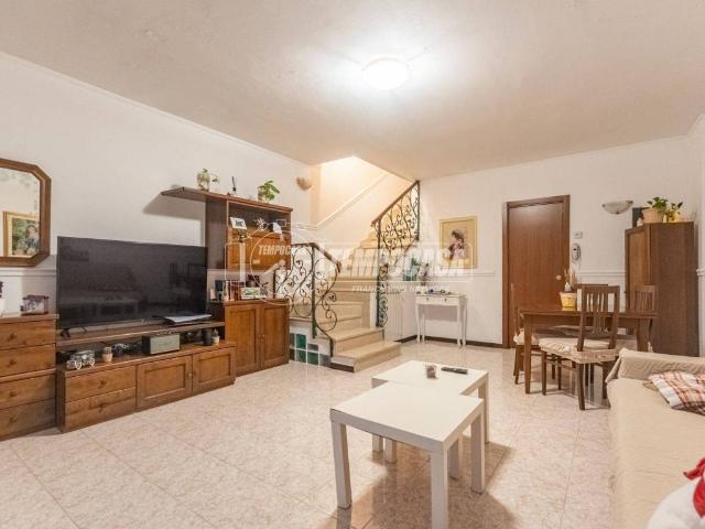 Villetta a schiera in vendita a Settimo Milanese MI