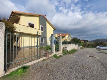 Villetta a schiera in vendita a Settingiano CZ