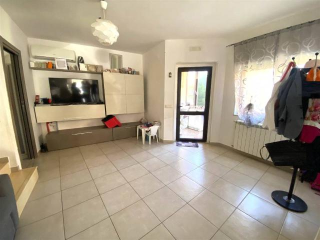 Villetta a schiera in vendita a Settingiano CZ