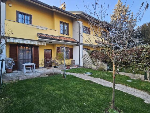 Villetta a schiera in vendita a Seveso MB