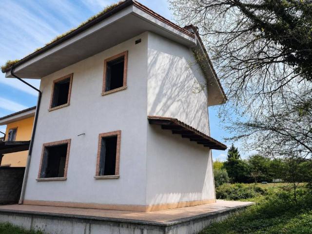 Villetta a schiera in vendita a Sezze LT