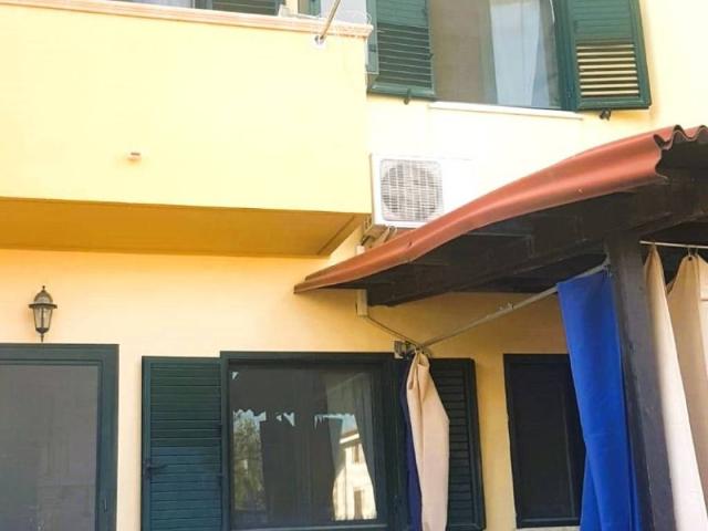 Villetta a schiera in vendita a Simeri Crichi CZ