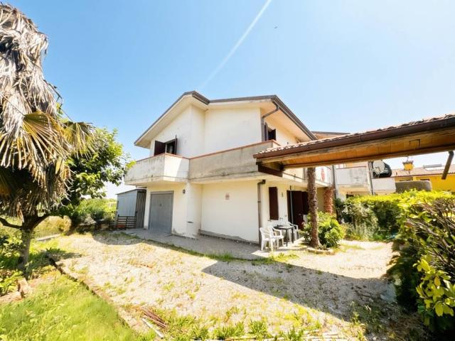 Villetta a schiera in vendita a Solesino PD