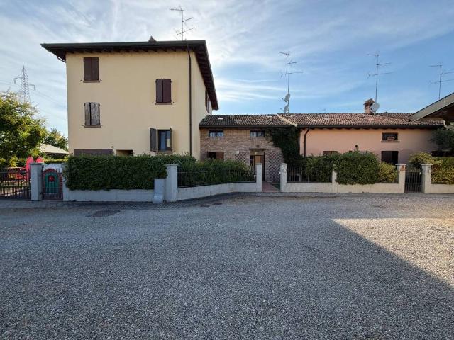 Villetta a schiera in vendita a Soliera MO