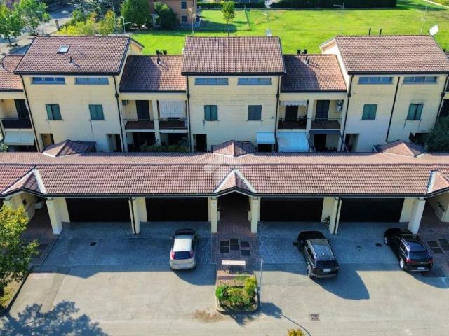 Villetta a schiera in vendita a Sorbolo Mezzani PR
