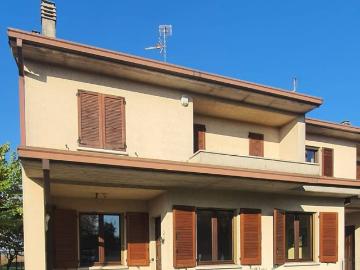 Villetta a schiera in vendita a Spinadesco CR