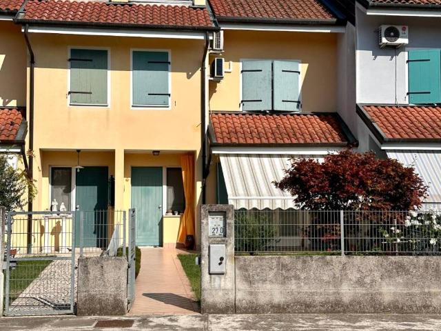 Villetta a schiera in vendita a Terzo d'Aquileia UD