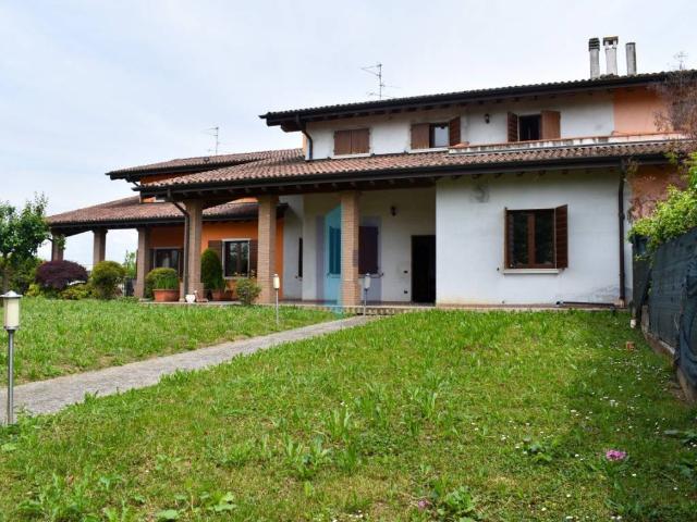 Villetta a schiera in vendita a Torbole Casaglia BS