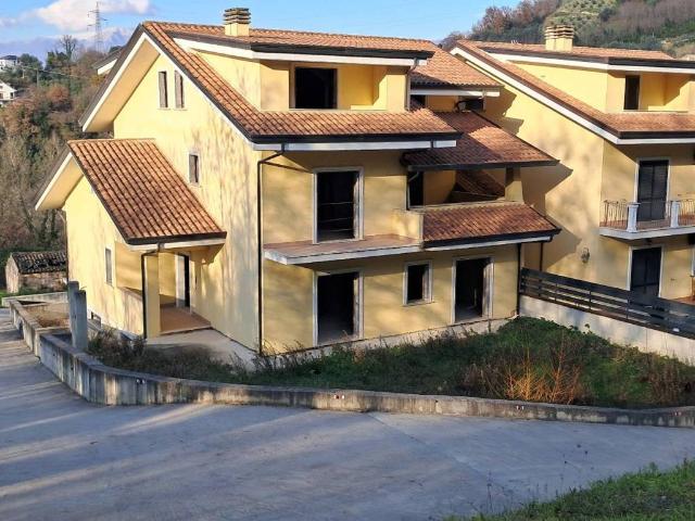 Villetta a schiera in vendita a Torrice FR