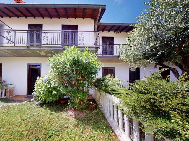 Villetta a schiera in vendita a Tradate VA