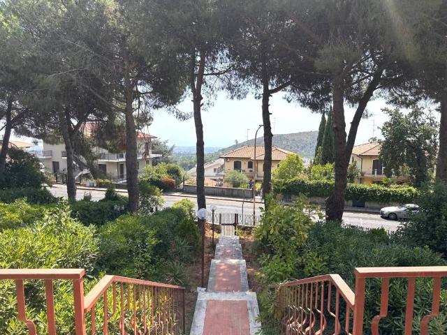 Villetta a schiera in vendita a Trecastagni CT