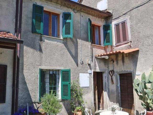 Villetta a schiera in vendita a Tresana MS