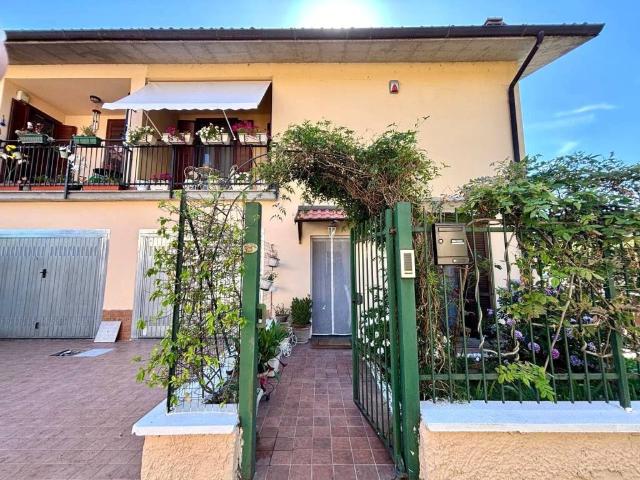 Villetta a schiera in vendita a Trovo PV