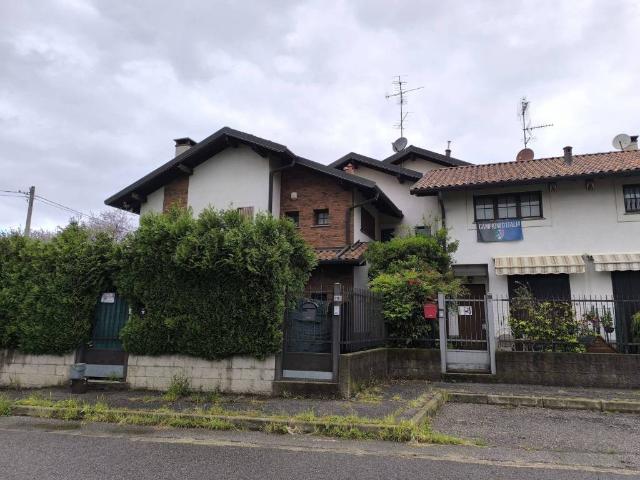Villetta a schiera in vendita a Uboldo VA