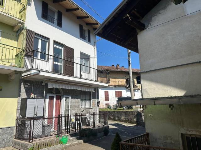 Villetta a schiera in vendita a Valdilana BI