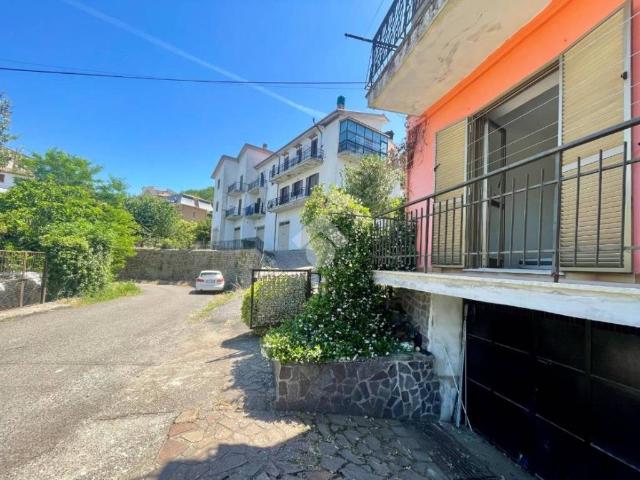 Villetta a schiera in vendita a Valentano VT