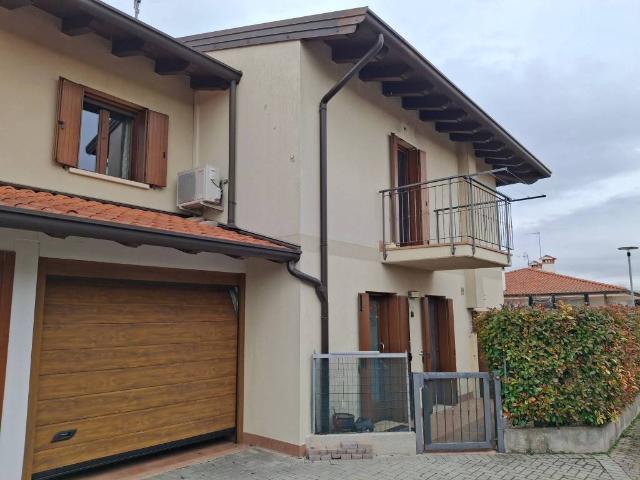 Villetta a schiera in vendita a Varmo UD