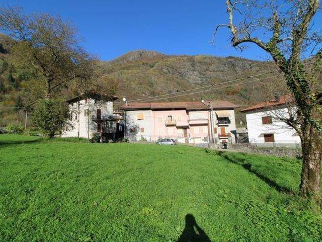 Villetta a schiera in vendita a Varallo VC