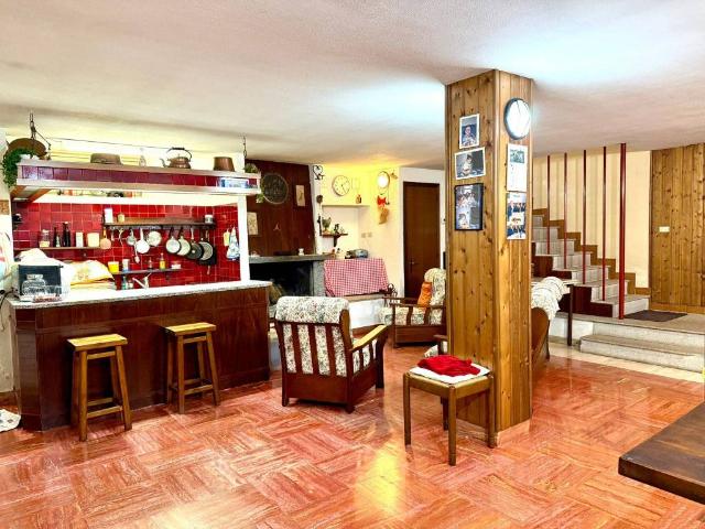 Villa in vendita a Varzi PV