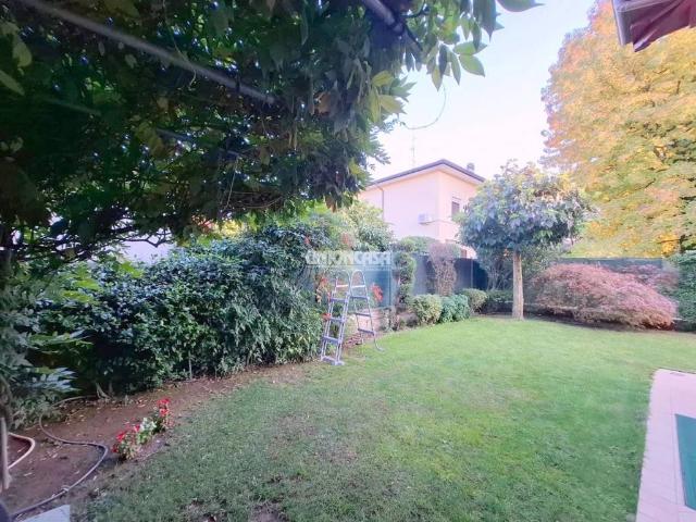 Villetta a schiera in vendita a Venegono Superiore VA