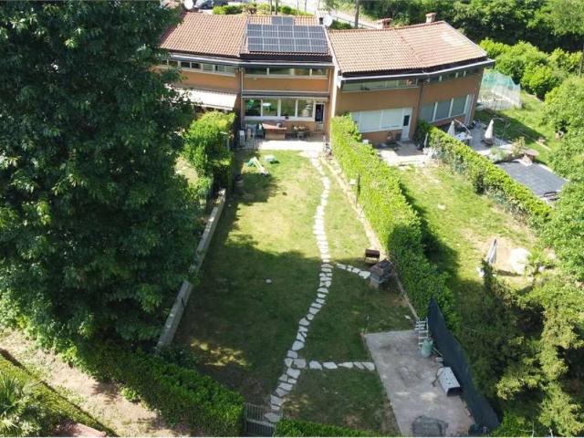 Villetta a schiera in vendita a Venegono Superiore VA