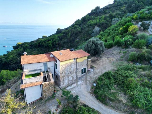 Villetta a schiera in vendita a Ventimiglia IM