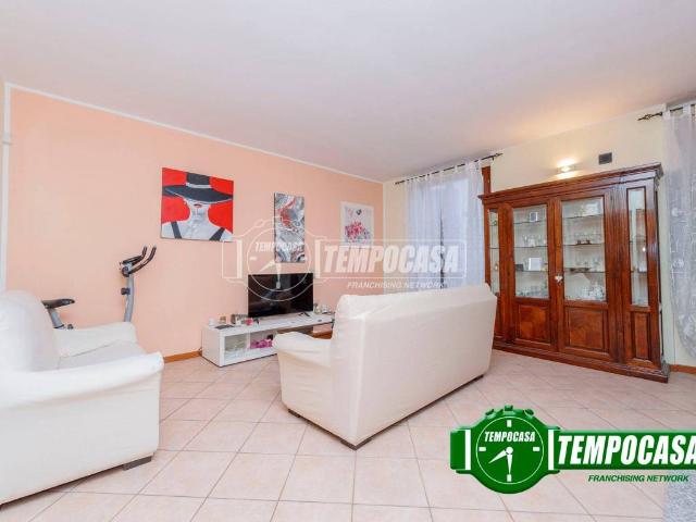 Villetta a schiera in vendita a Vernate MI