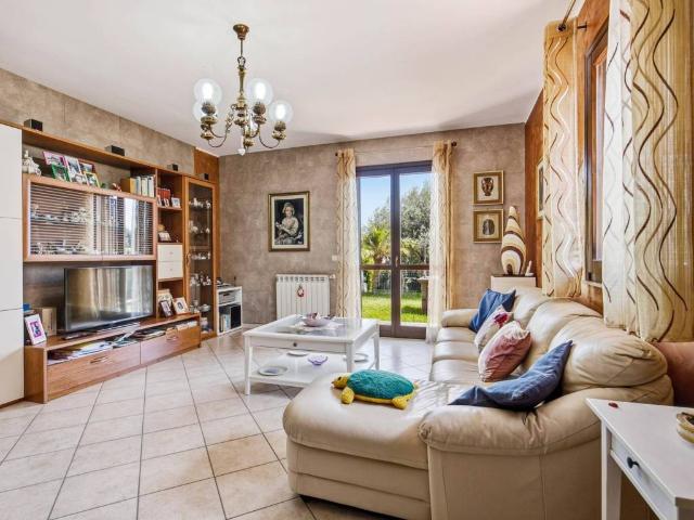 Villetta a schiera in vendita a Viagrande CT