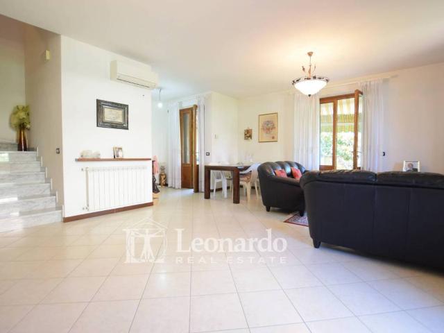 Villetta a schiera in vendita a Viareggio LU