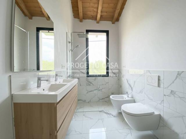 Villetta a schiera in vendita a Viareggio LU