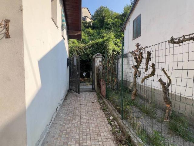 Villetta a schiera in vendita a Vignole Borbera AL