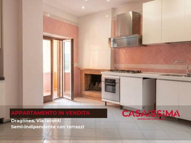 Villetta a schiera in vendita a Vietri sul Mare SA