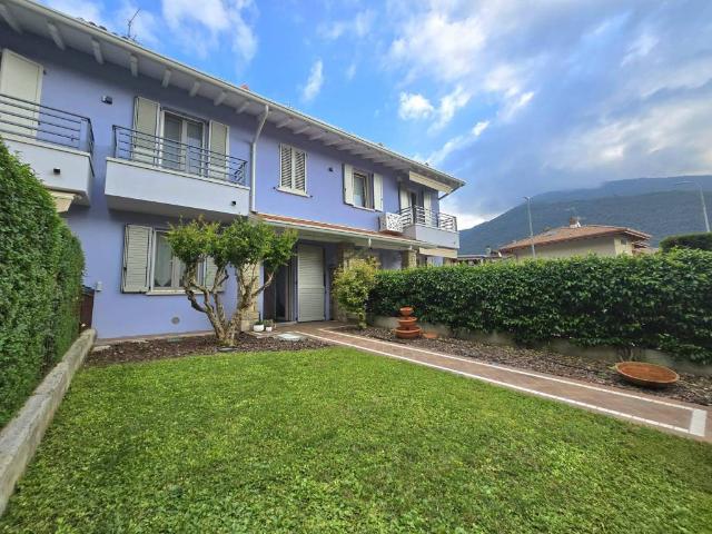 Villetta a schiera in vendita a Villa Carcina BS