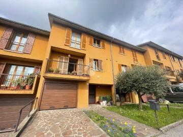 Villetta a schiera in vendita a Villa d'Almè BG