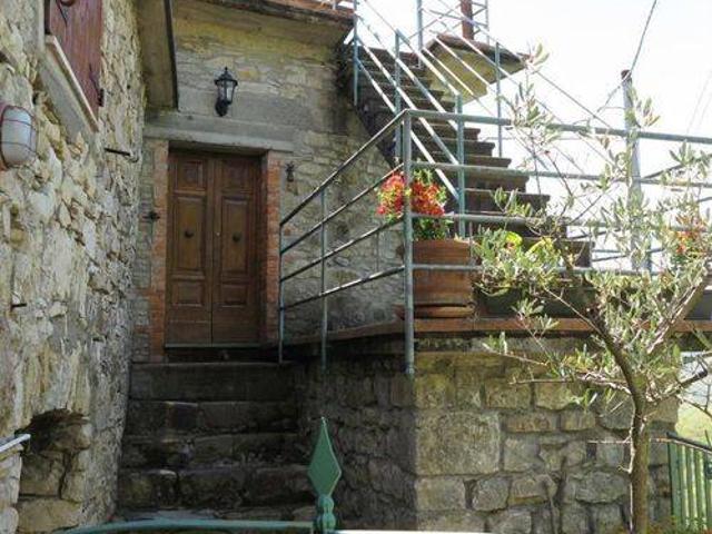 Villetta a schiera in vendita a Villafranca in Lunigiana MS