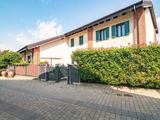 Villetta a schiera in vendita a Villanova del Sillaro LO