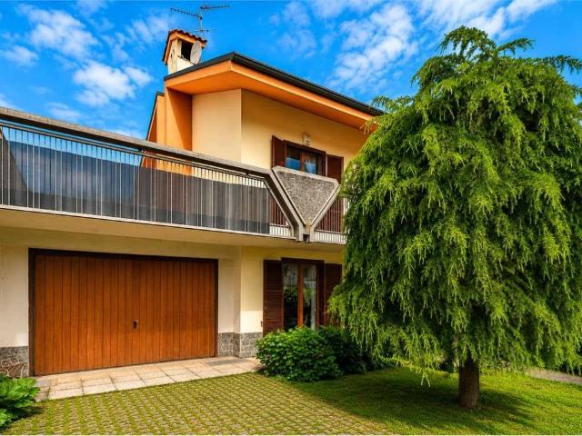 Villetta a schiera in vendita a Villasanta MB
