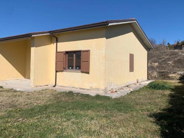 Villetta a schiera in vendita a Vinchiaturo CB