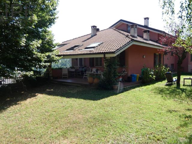 Villetta a schiera in vendita di 400 m² in Via Vecchia di Plodio