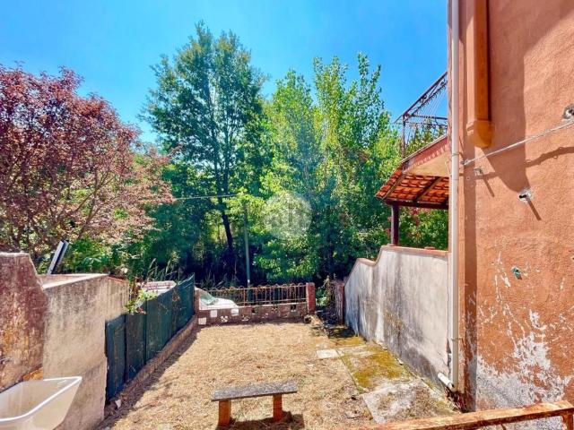 Villetta a schiera in vendita di 40 m² in Traversa Quinta di Contrada Mortelle, 18