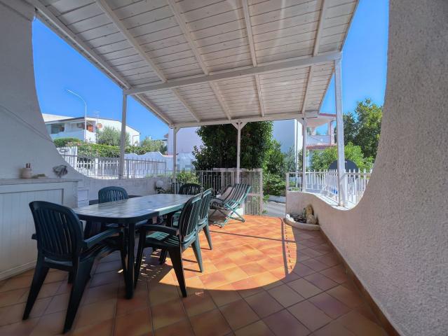 Villetta a schiera in vendita di 41 m² in Traversa Prima Via Principale Caminia Alta, 15