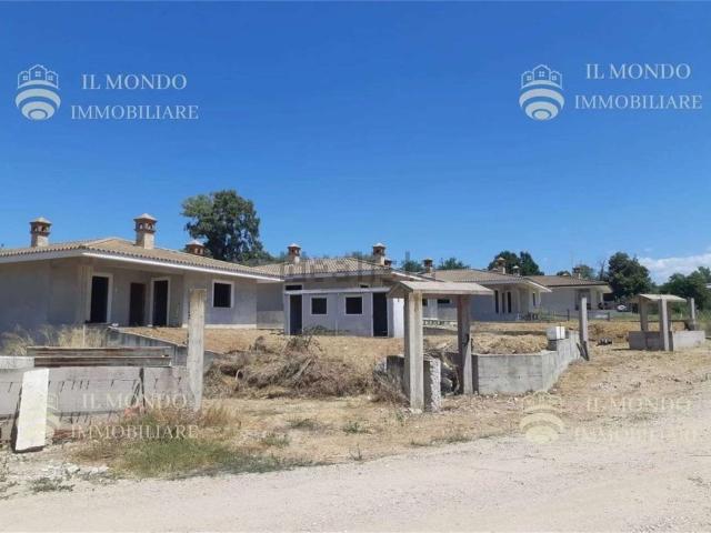 Villetta a schiera in vendita di 420 m² in Strada della Neve