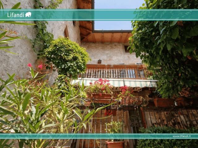 Villetta a schiera in vendita di 448 m² in Vicolo Porte