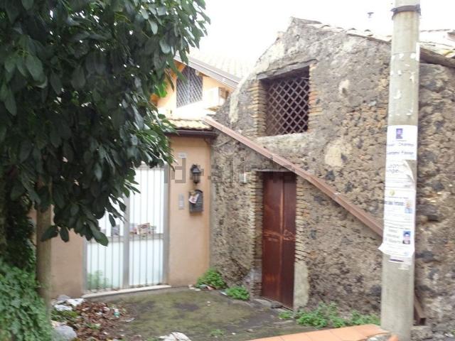 Villetta a schiera in vendita di 45 m² in Via IV Novembre, 32