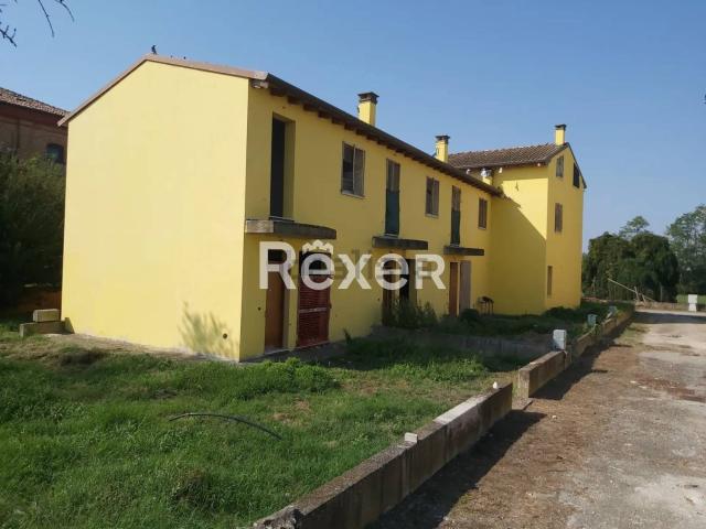 Villetta a schiera in vendita di 475 m² in Strada Provinciale Codigoro Lagosanto