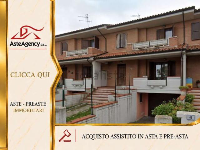 Villetta a schiera in vendita di 479 m² in Via Trentavisi, 6