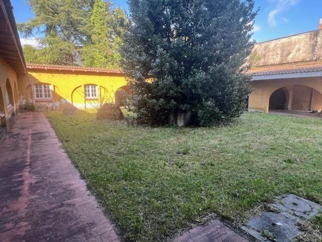 Villetta a schiera in vendita di 480 m²