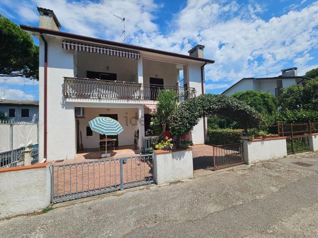 Villetta a schiera in vendita di 48 m² in Viale degli Ulivi, 50