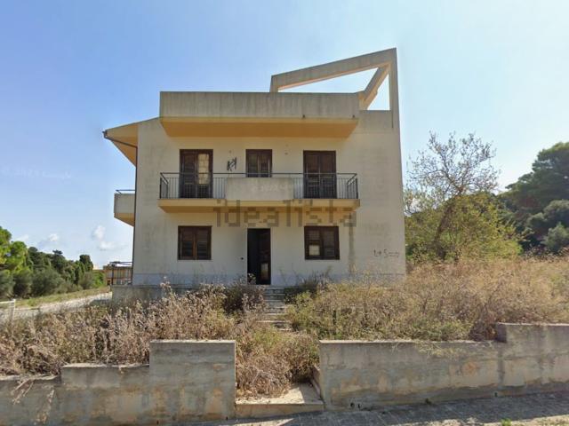 Villetta a schiera in vendita di 500 m² in Via Vincenzo Adragna, 10